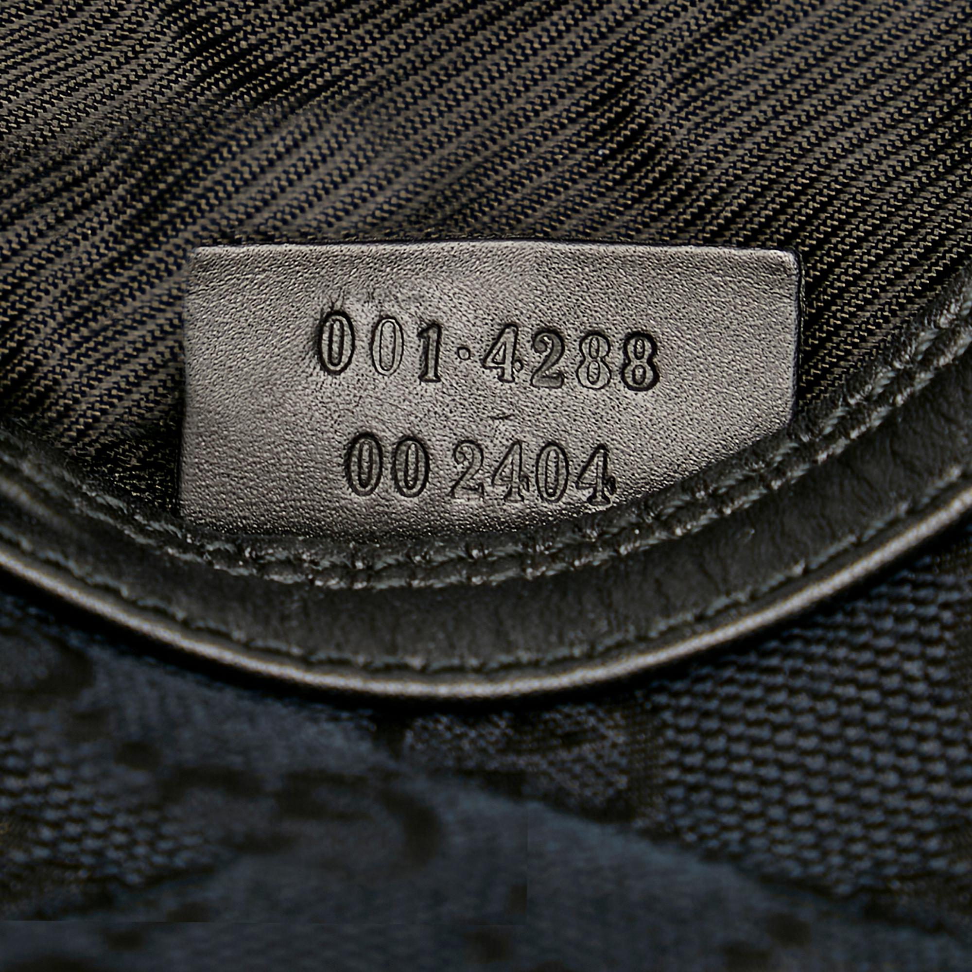 Gucci Gucci Canvas Shoulder Bag (SHG-25131)