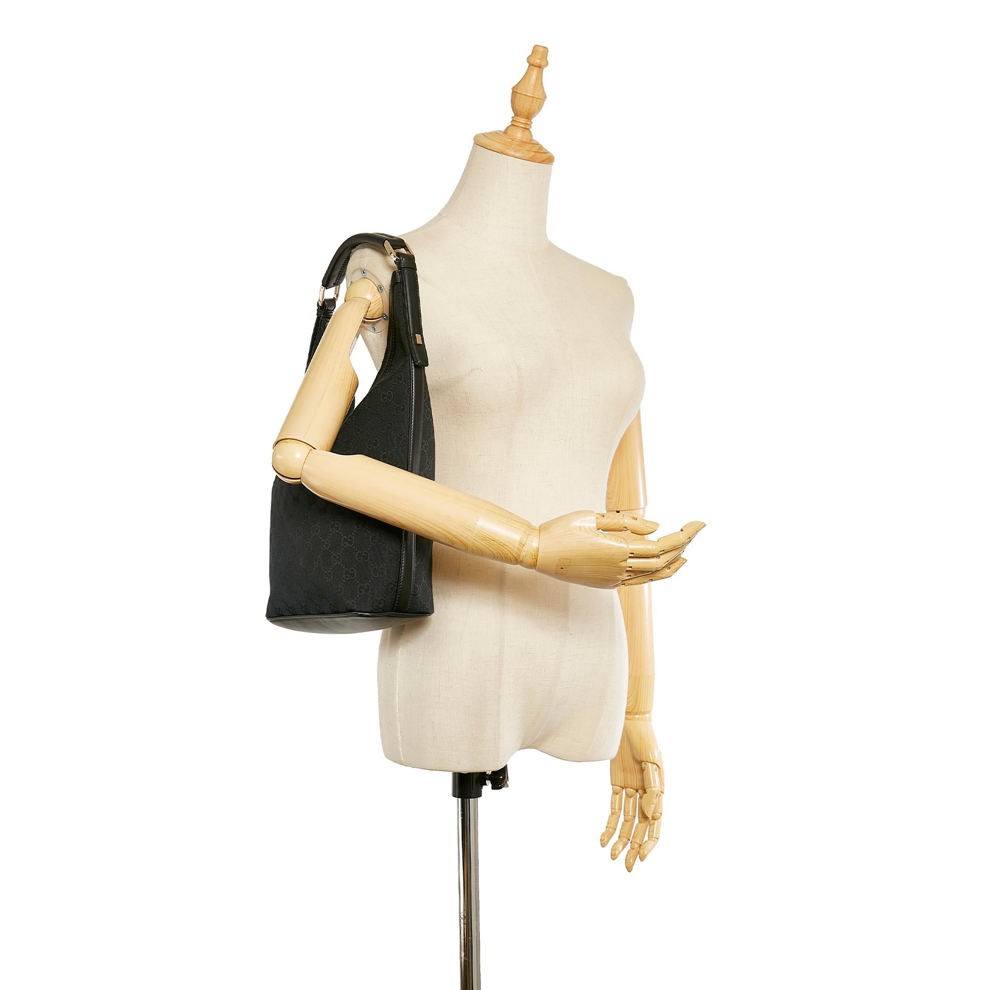 Gucci Gucci Canvas Shoulder Bag (SHG-25131)