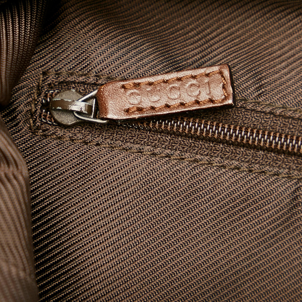 Gucci Gucci Canvas Shoulder Bag (SHG-25362)
