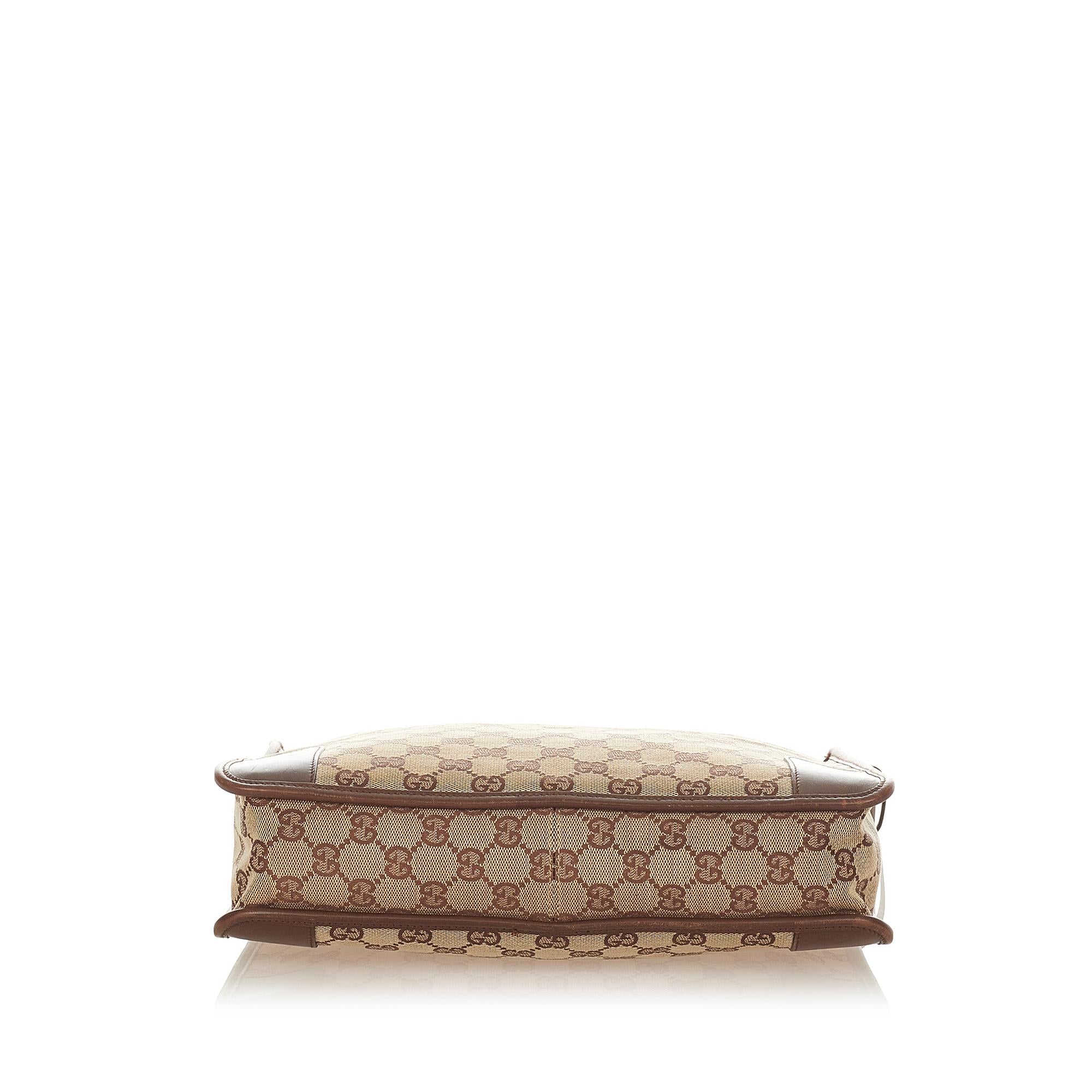 Gucci Gucci Canvas Shoulder Bag (SHG-26340)