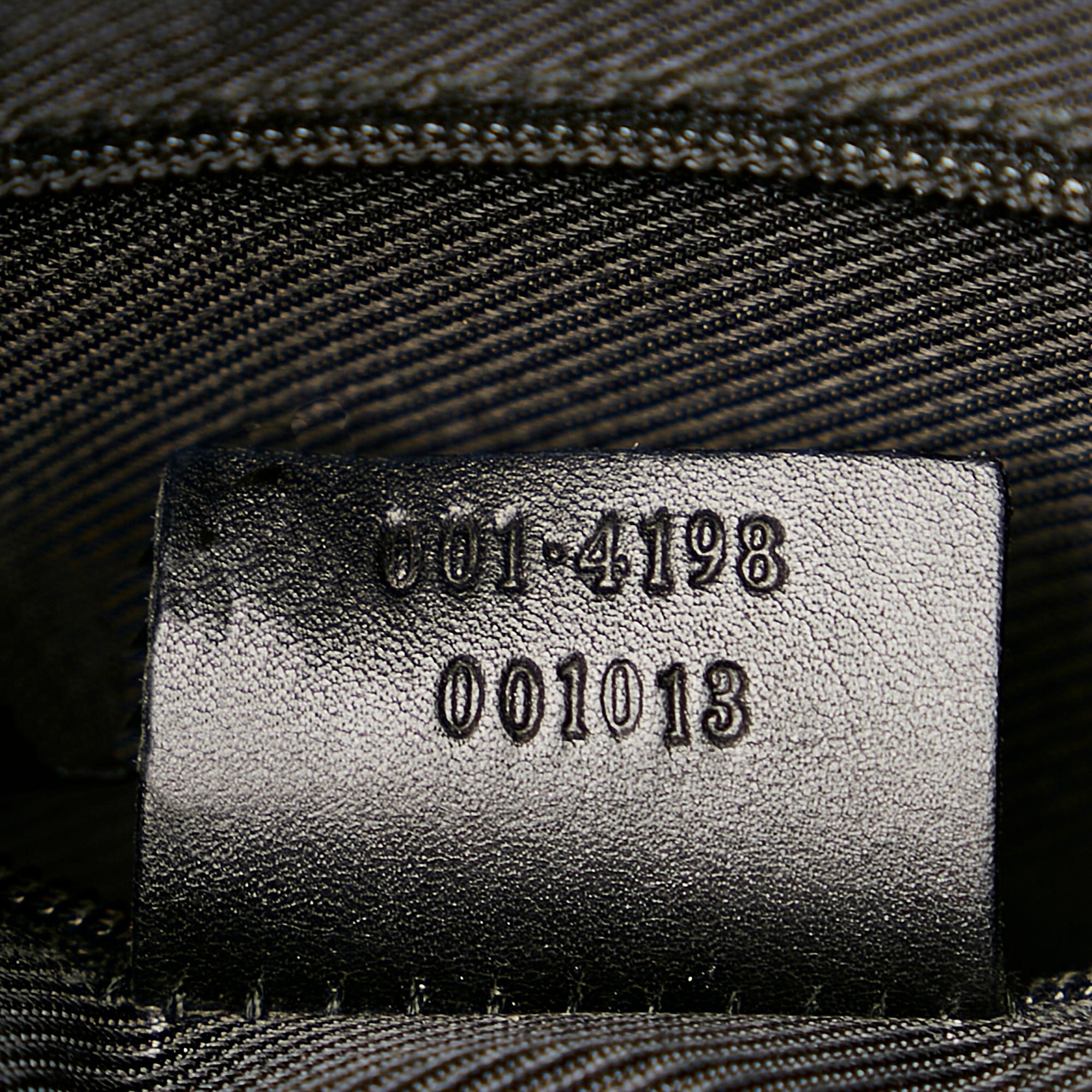 Gucci Gucci Canvas Shoulder Bag (SHG-26586)