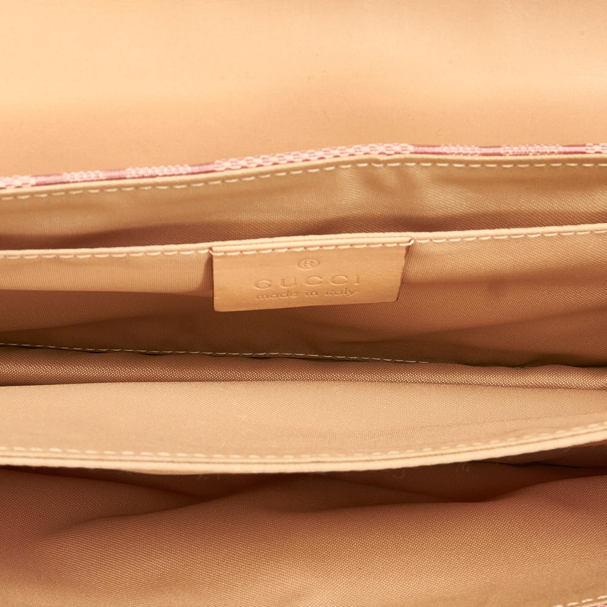 Gucci Gucci Canvas Shoulder Bag (SHG-27208)