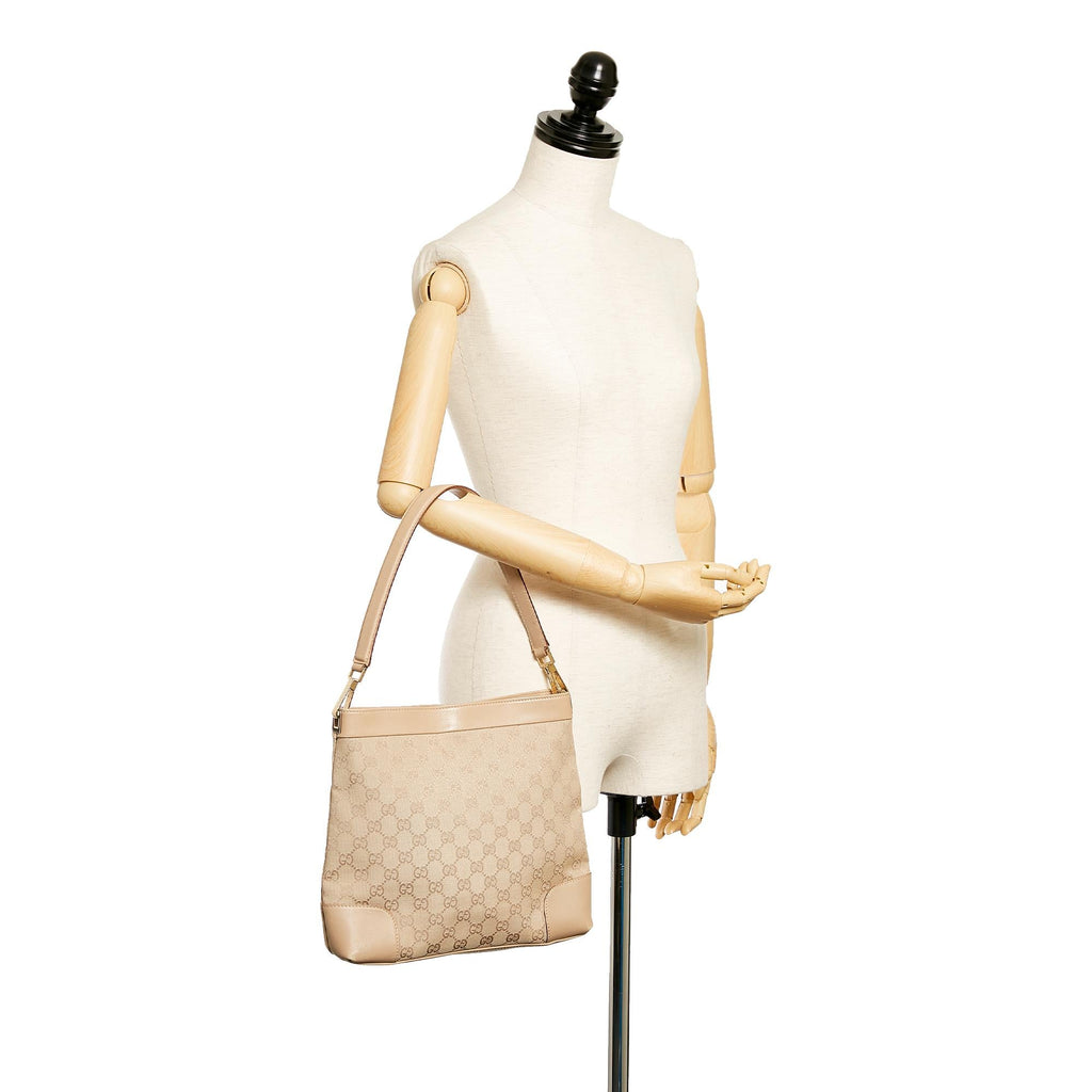 Gucci Gucci Canvas Shoulder Bag (SHG-27266)