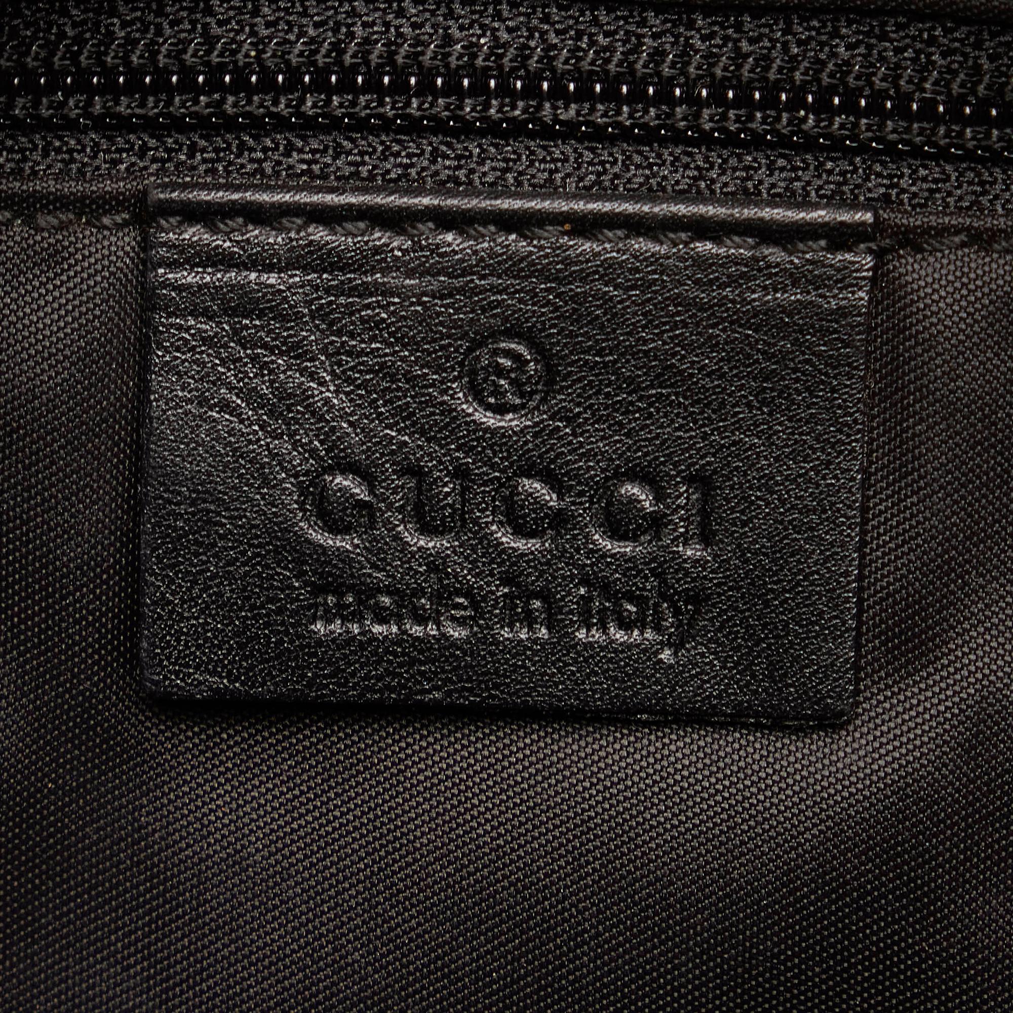 Gucci Gucci Canvas Shoulder Bag (SHG-27954)