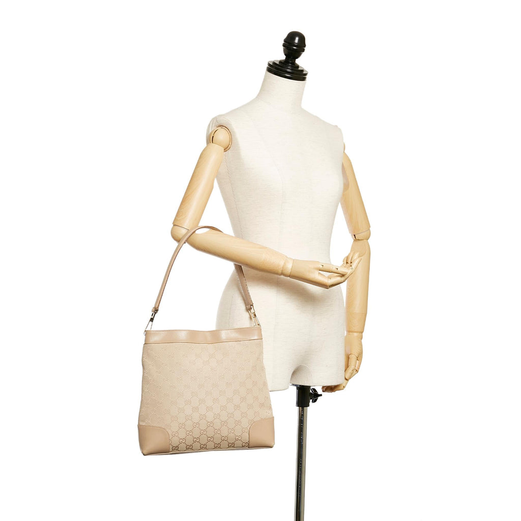 Gucci Gucci Canvas Shoulder Bag (SHG-28113)