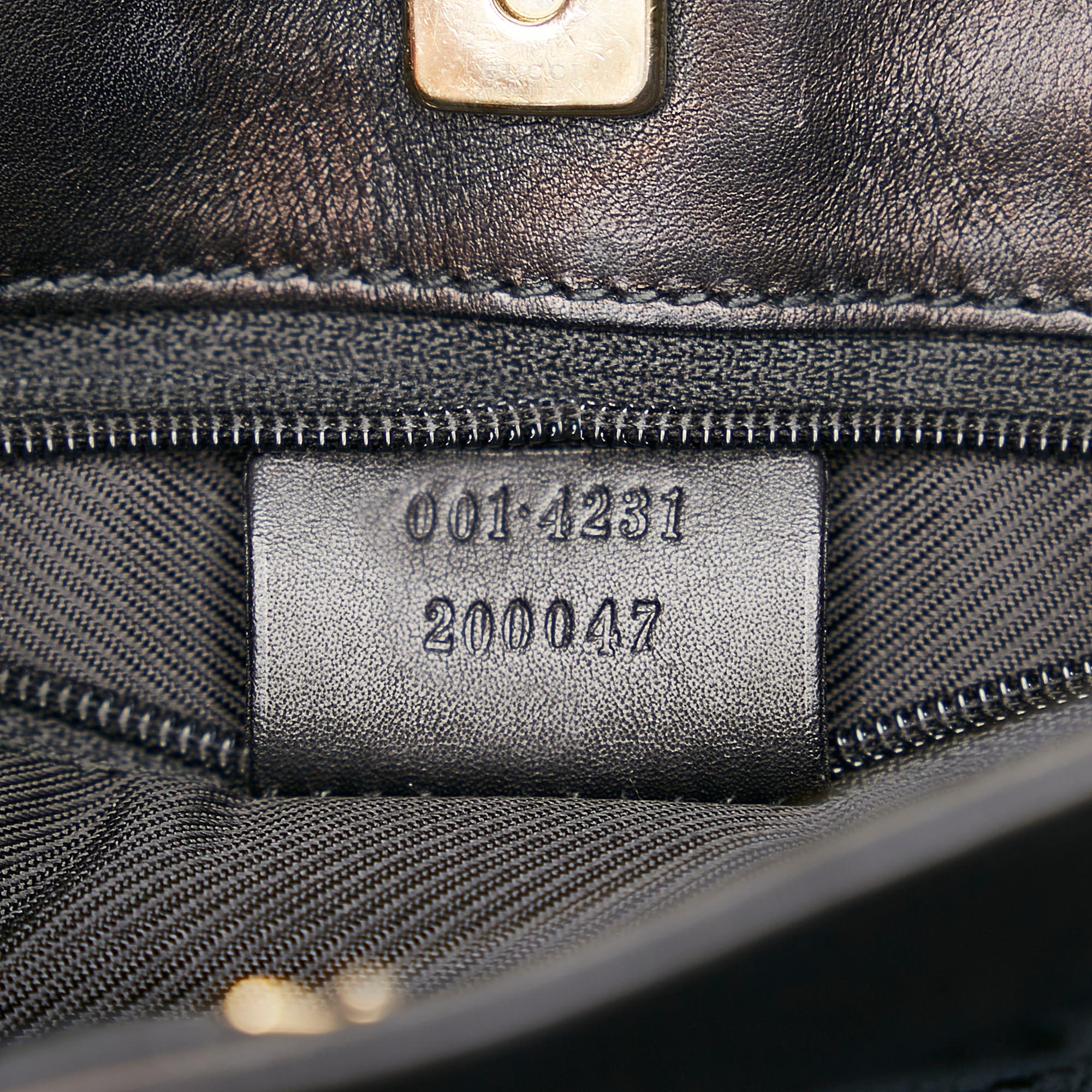Gucci Gucci Canvas Shoulder Bag (SHG-28352)
