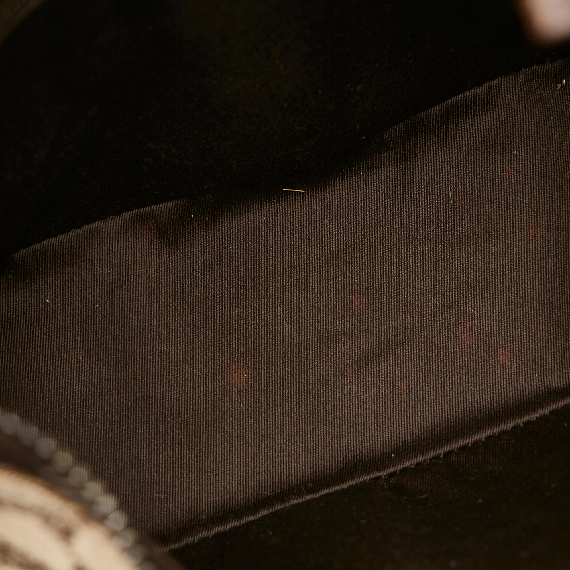 Gucci Gucci Canvas Shoulder Bag (SHG-28517)