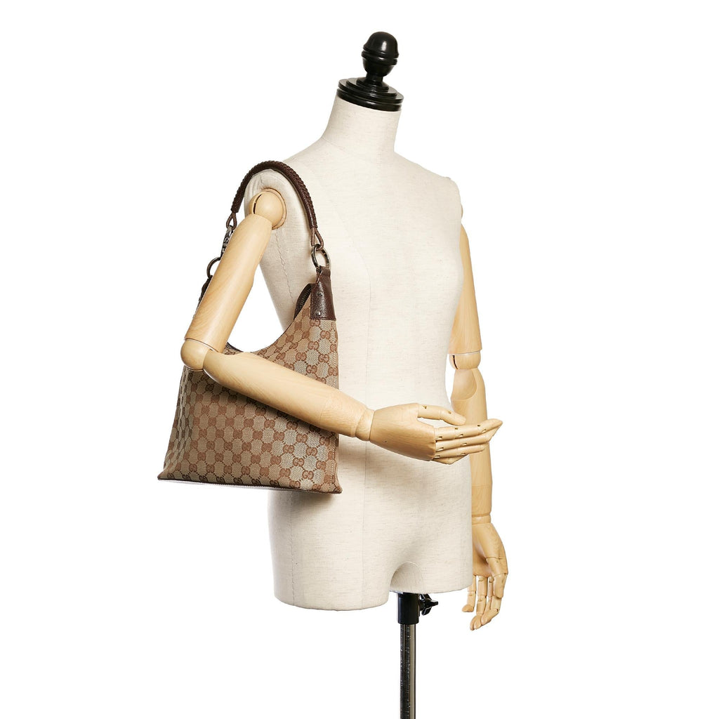 Gucci Gucci Canvas Shoulder Bag (SHG-28603)