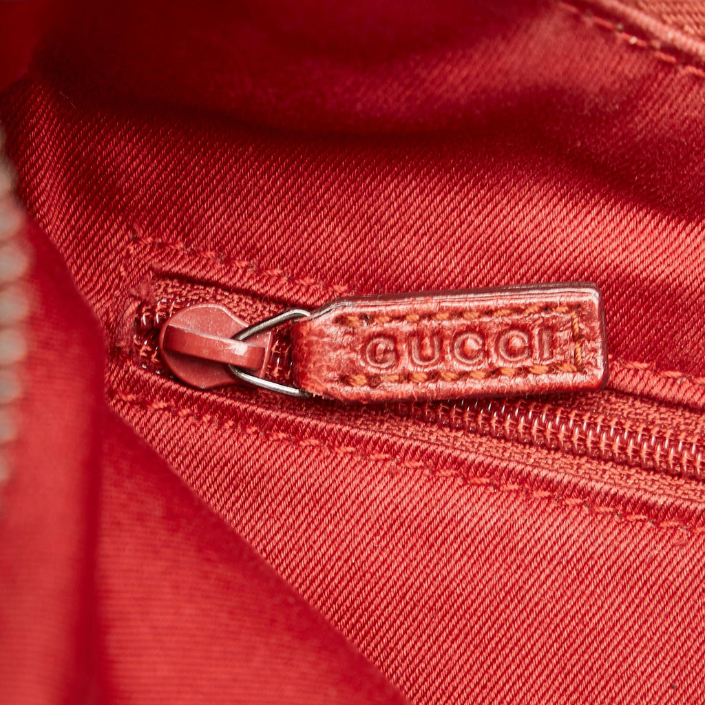 Gucci Gucci Canvas Shoulder Bag (SHG-28820)