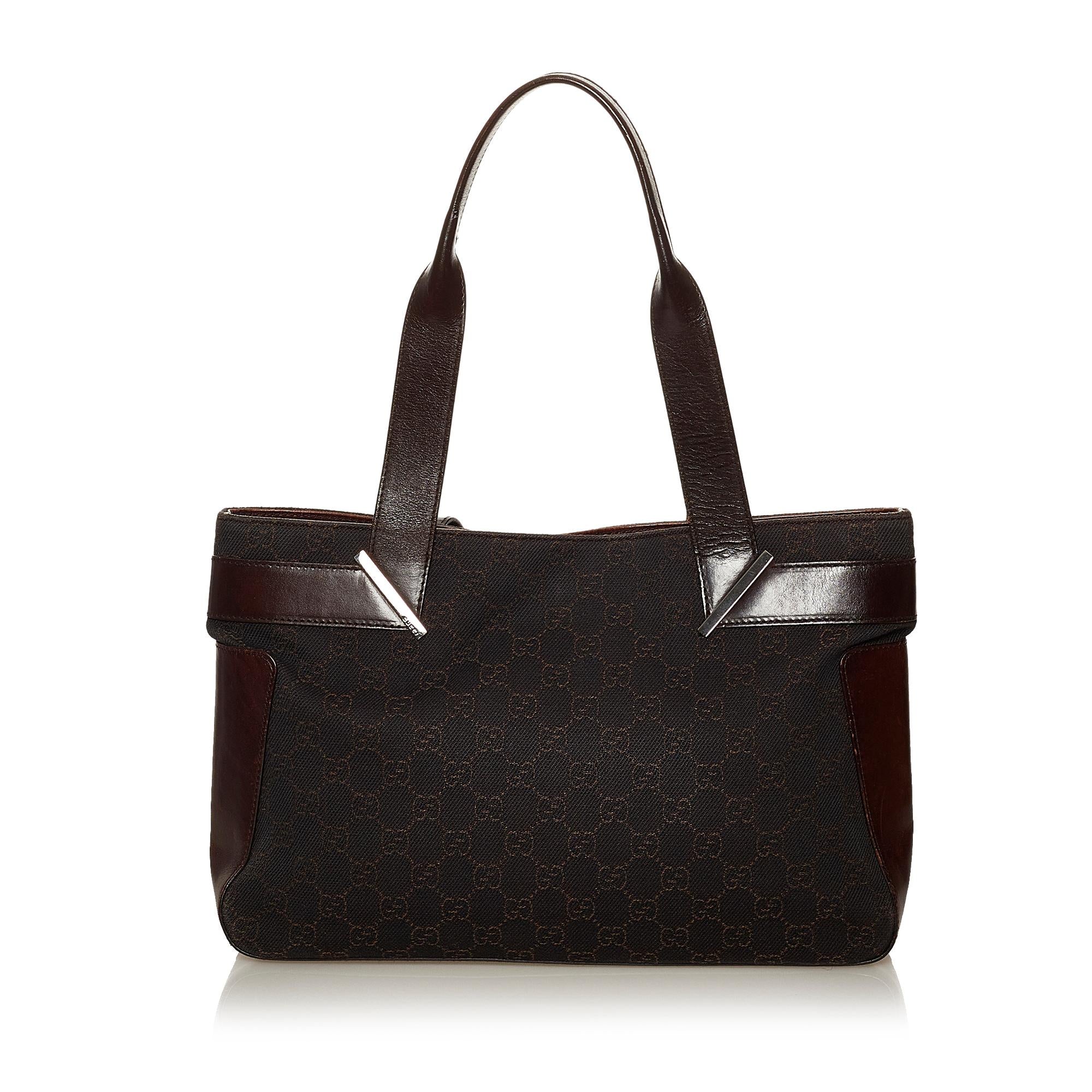 Gucci Gucci Canvas Shoulder Bag (SHG-28960)