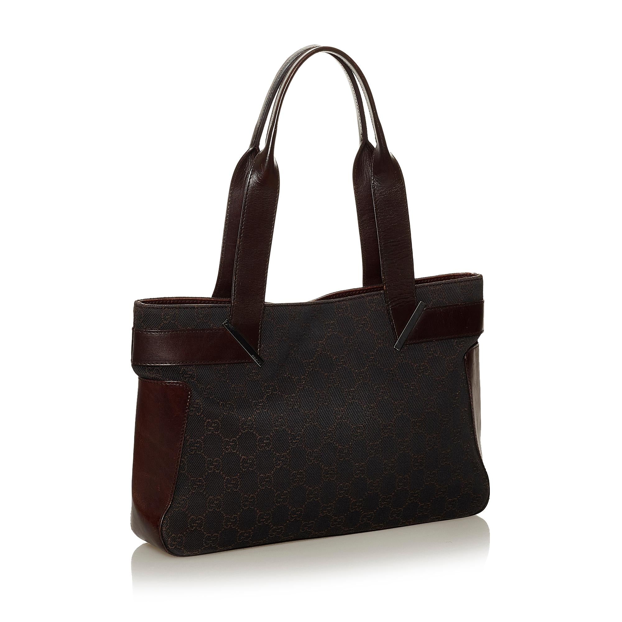 Gucci Gucci Canvas Shoulder Bag (SHG-28960)