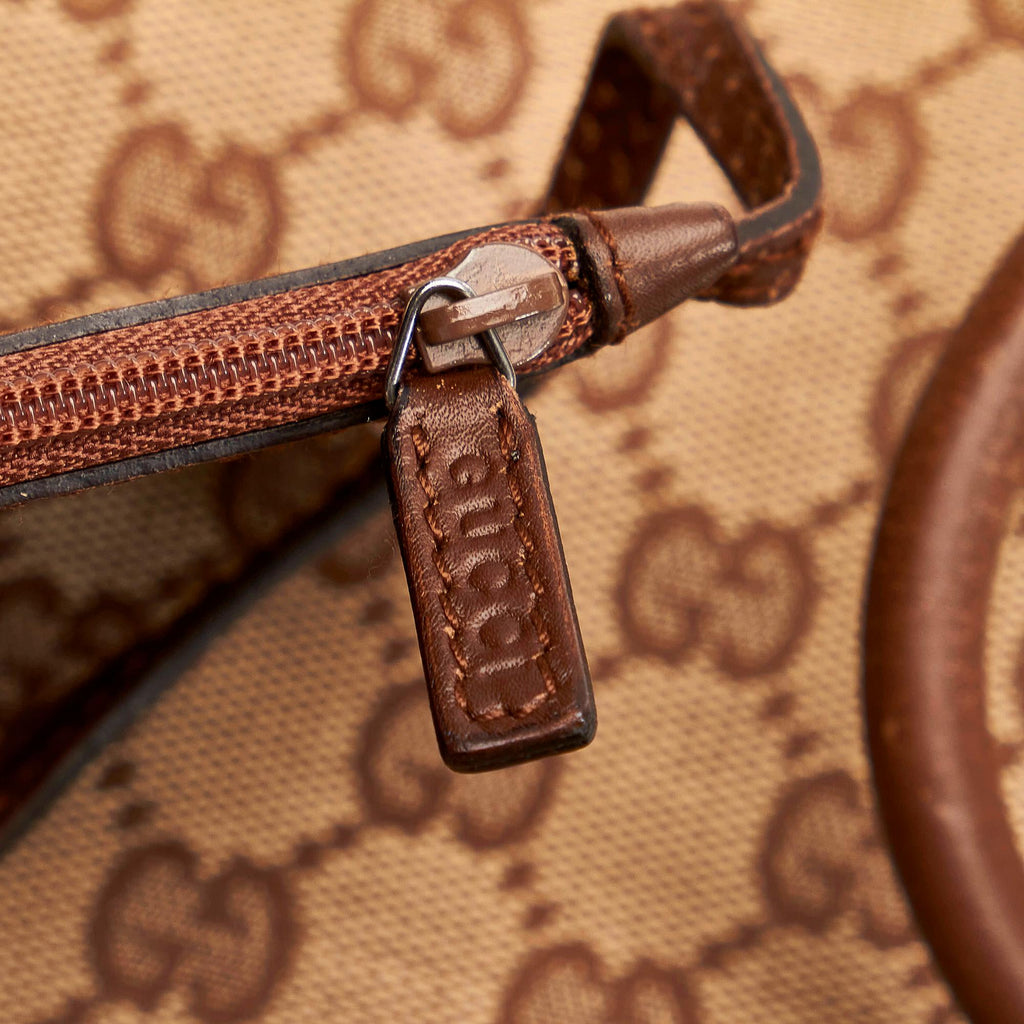Gucci Gucci Canvas Shoulder Bag (SHG-28963)