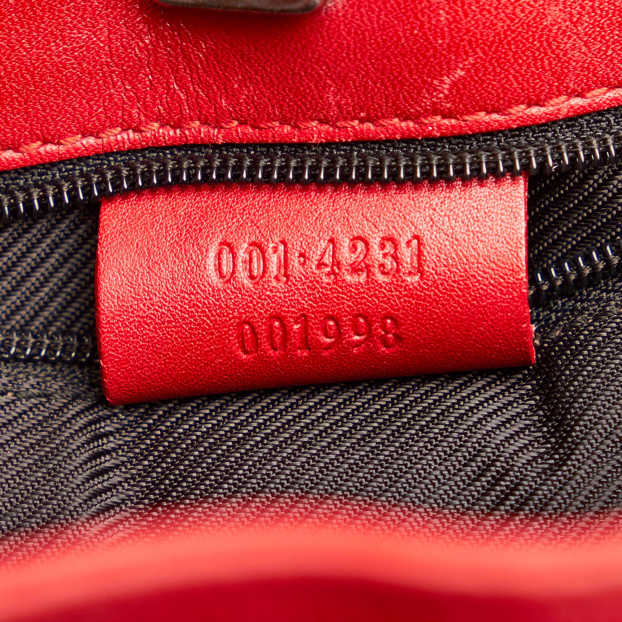 Gucci Gucci Canvas Shoulder Bag (SHG-29003)