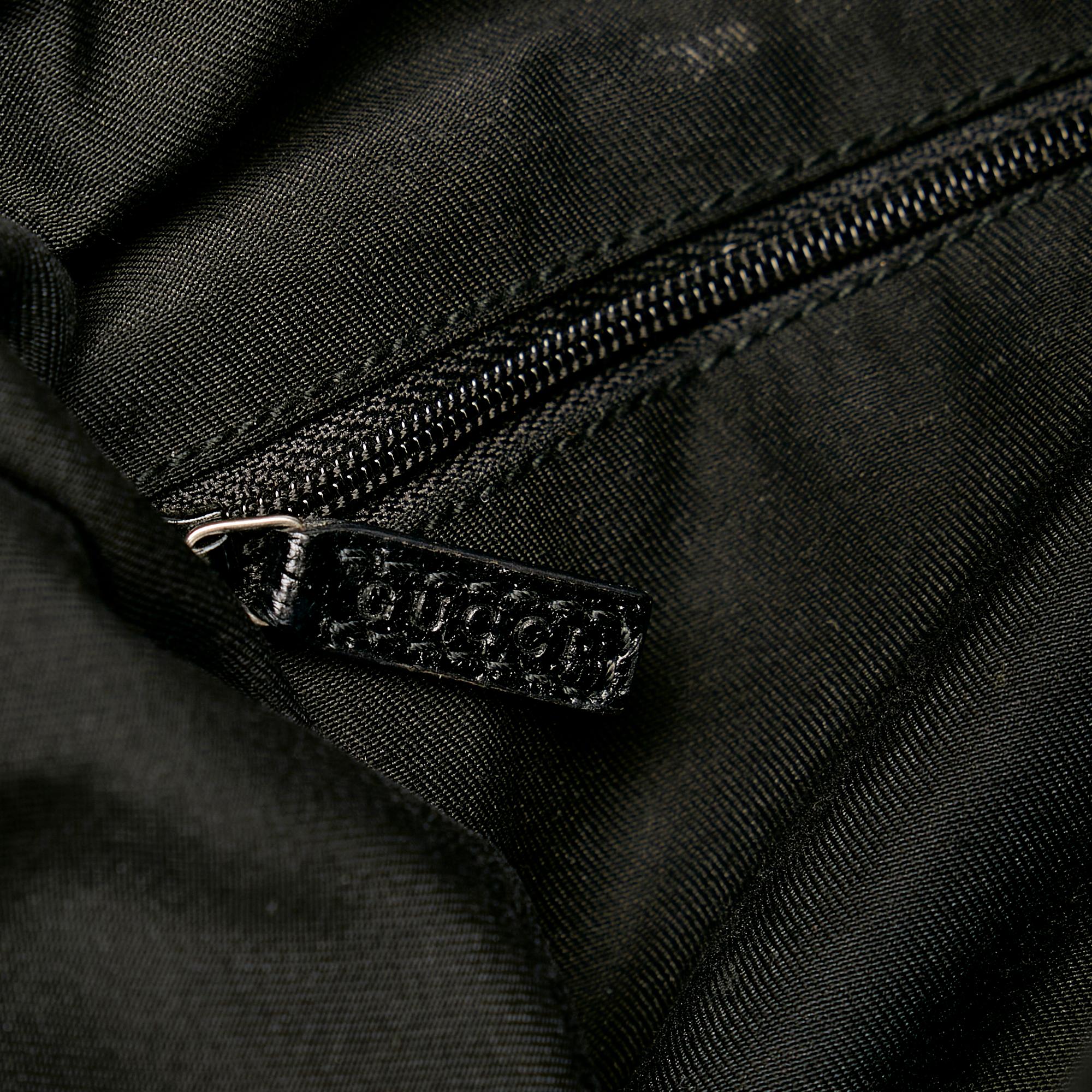 Gucci Gucci Canvas Shoulder Bag (SHG-29015)