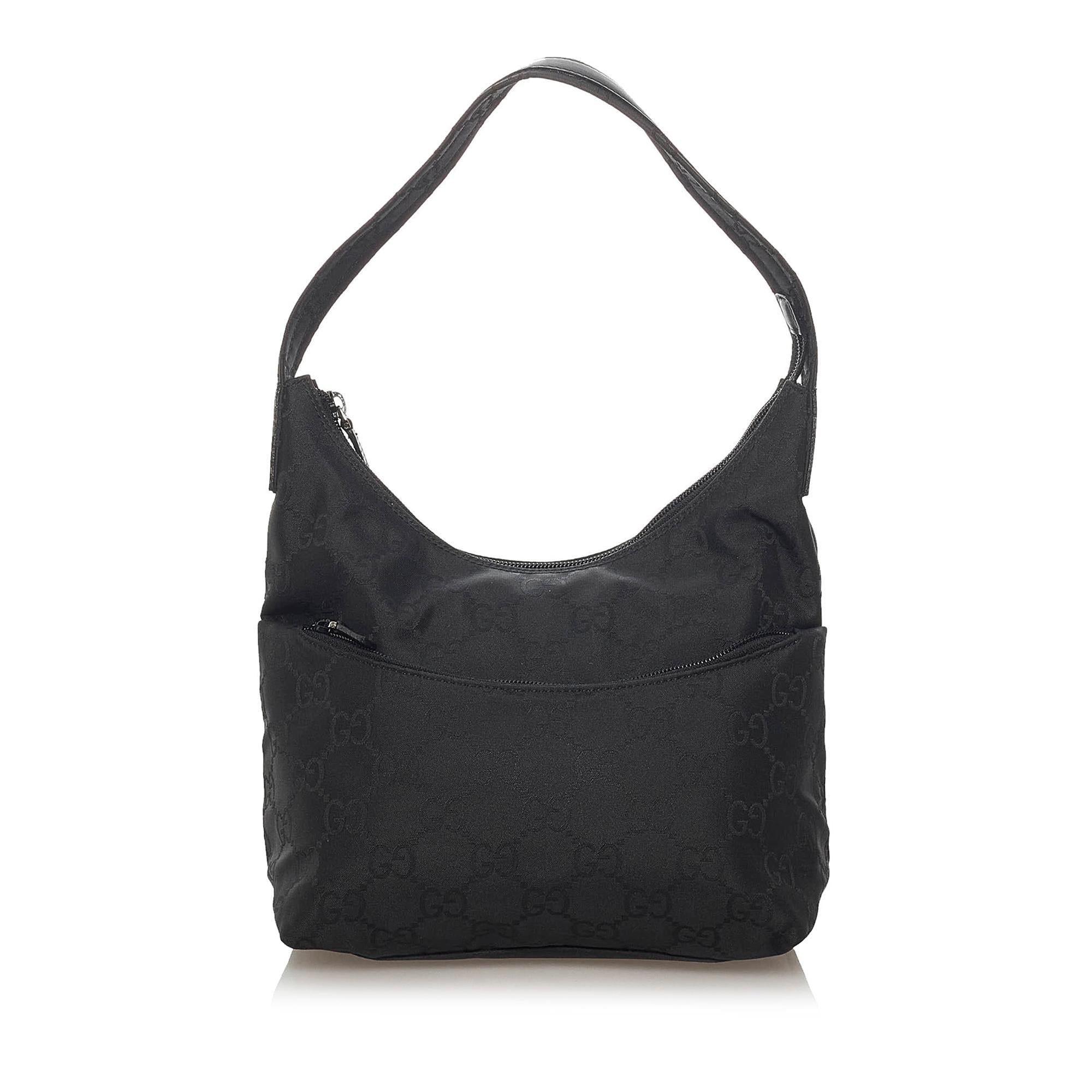 Gucci Gucci Canvas Shoulder Bag (SHG-29163)