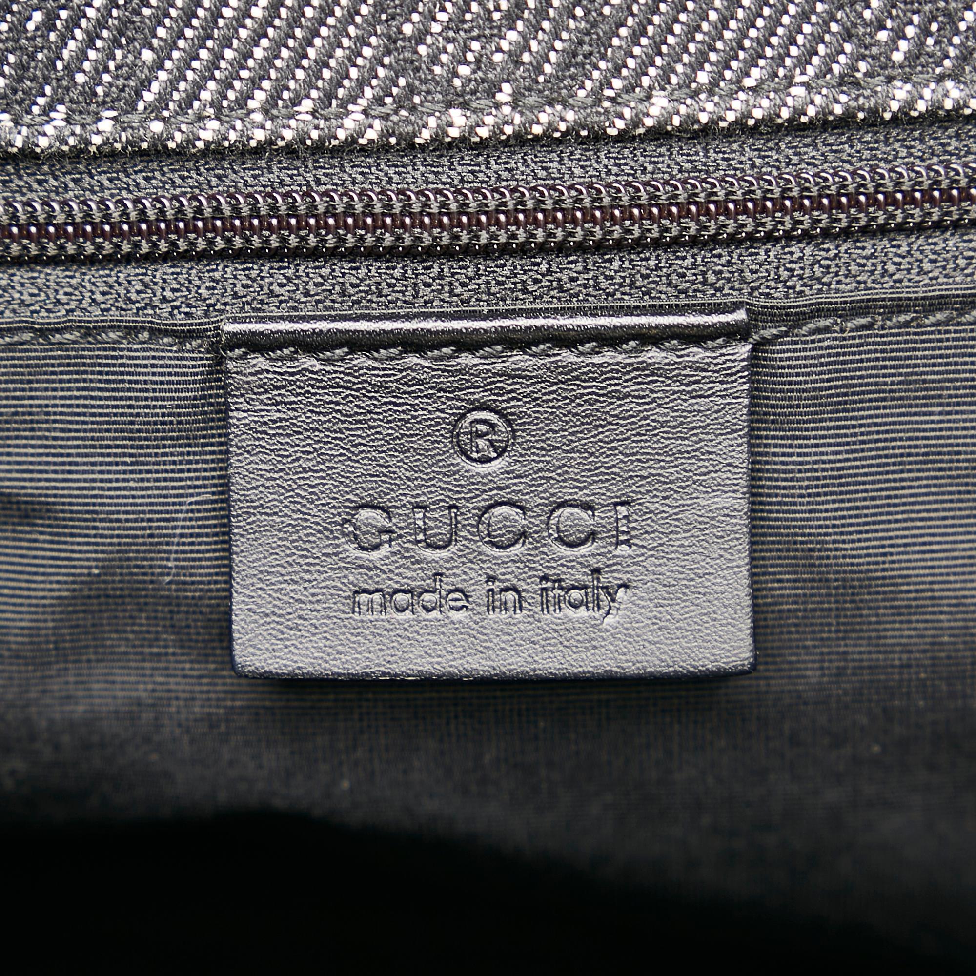Gucci Gucci Canvas Shoulder Bag (SHG-29172)