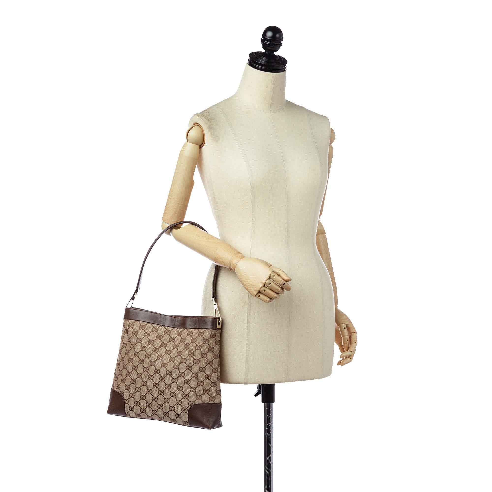 Gucci Gucci Canvas Shoulder Bag (SHG-29189)
