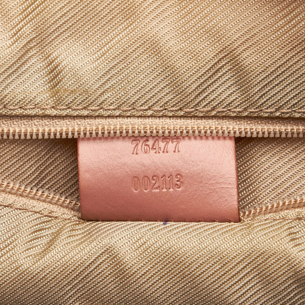 Gucci Gucci Canvas Shoulder Bag (SHG-29463)