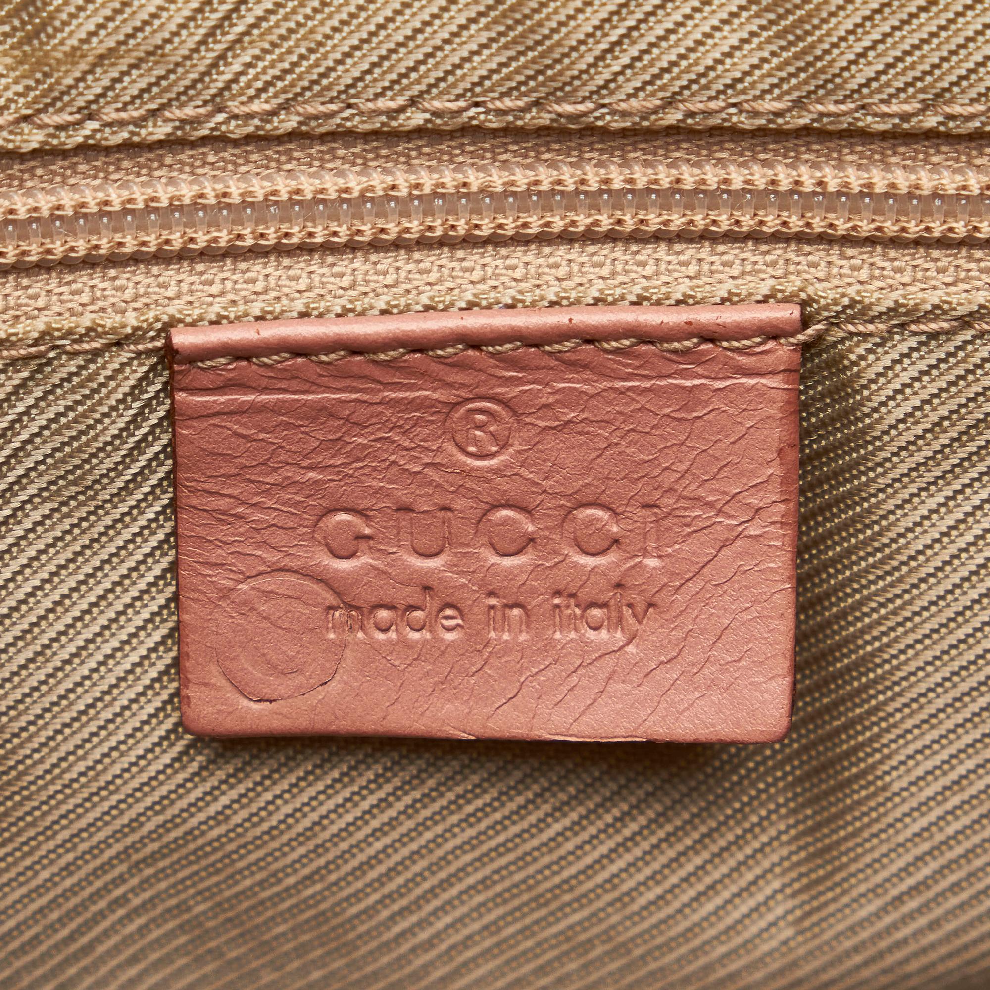 Gucci Gucci Canvas Shoulder Bag (SHG-29463)