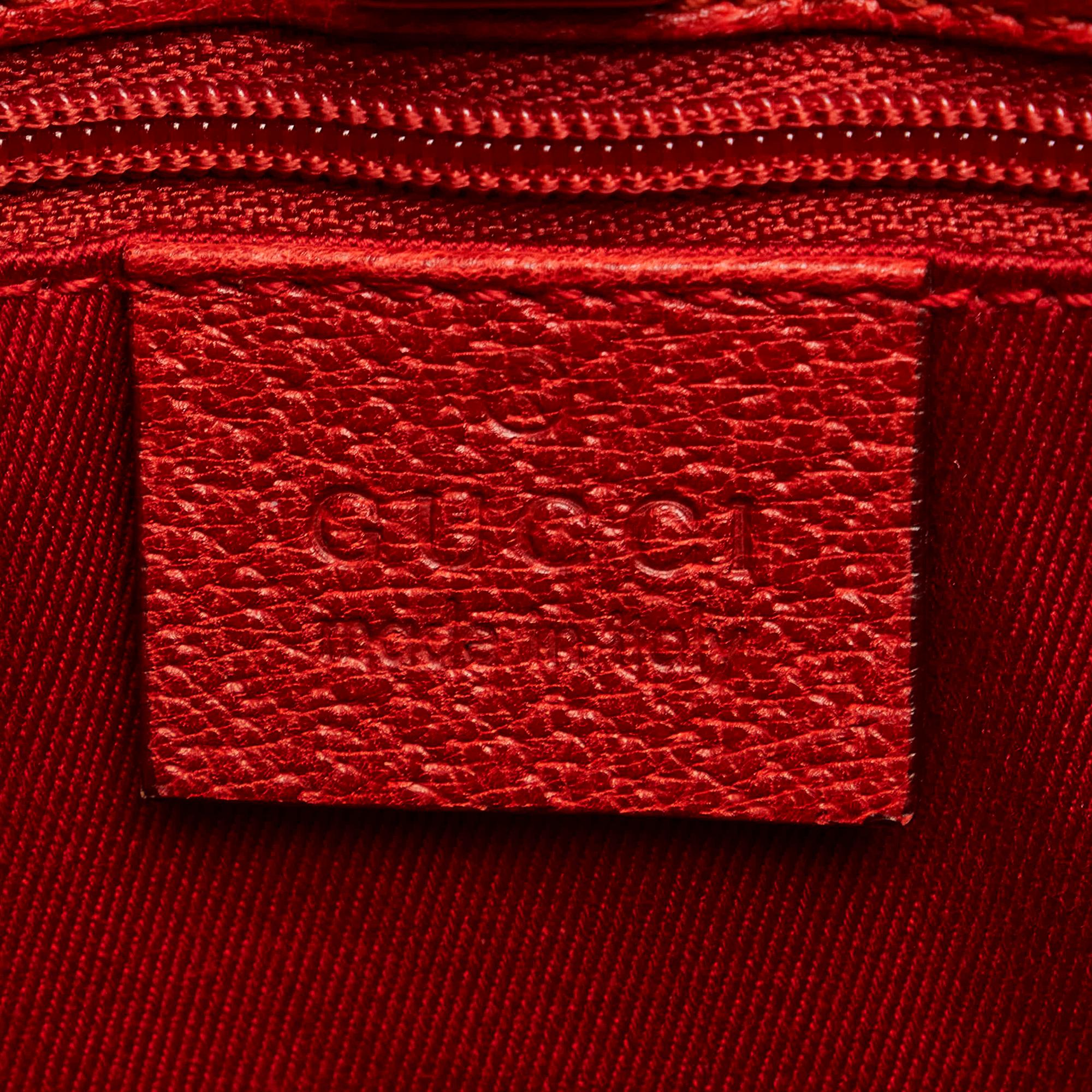 Gucci Gucci Canvas Shoulder Bag (SHG-30138)