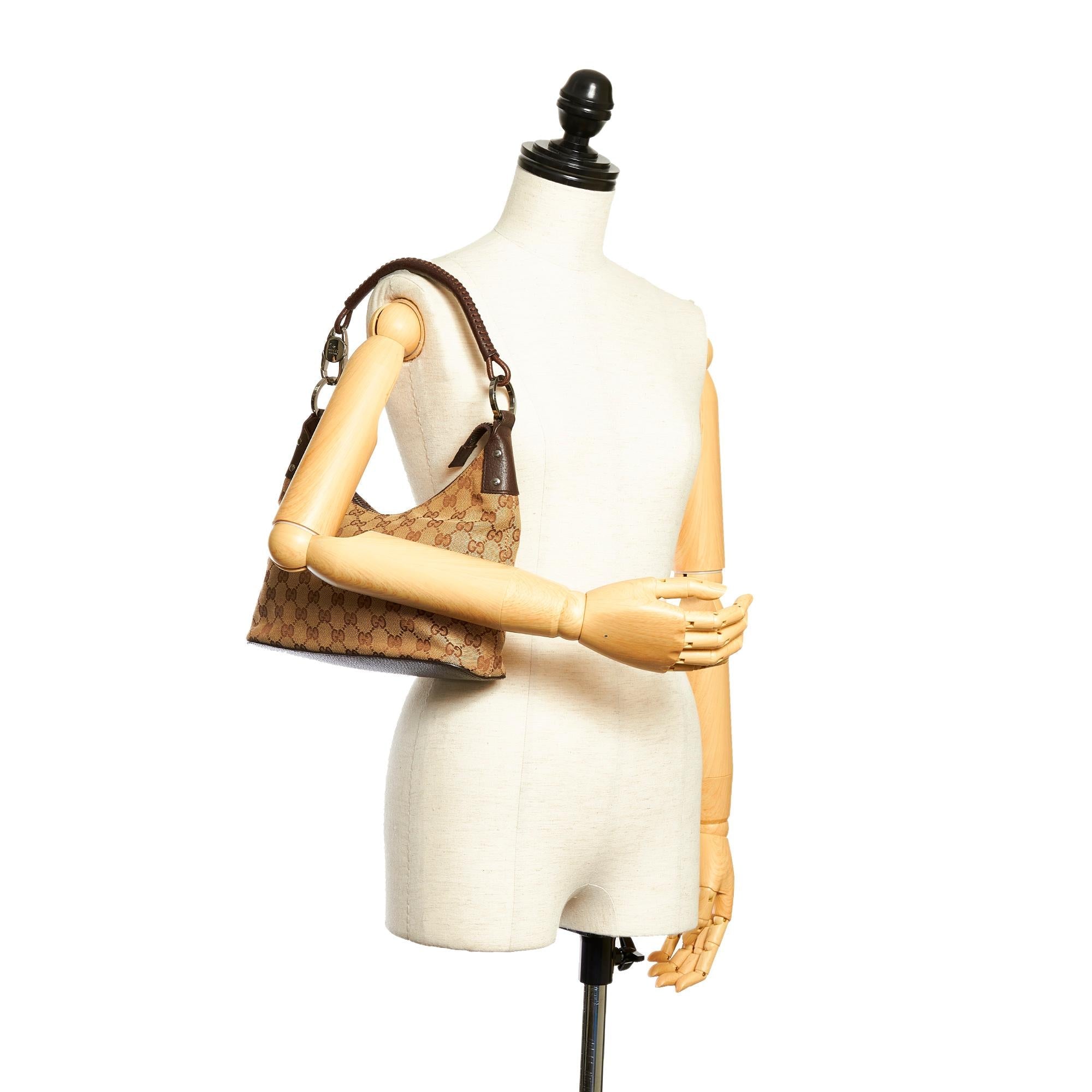 Gucci Gucci Canvas Shoulder Bag (SHG-30387)