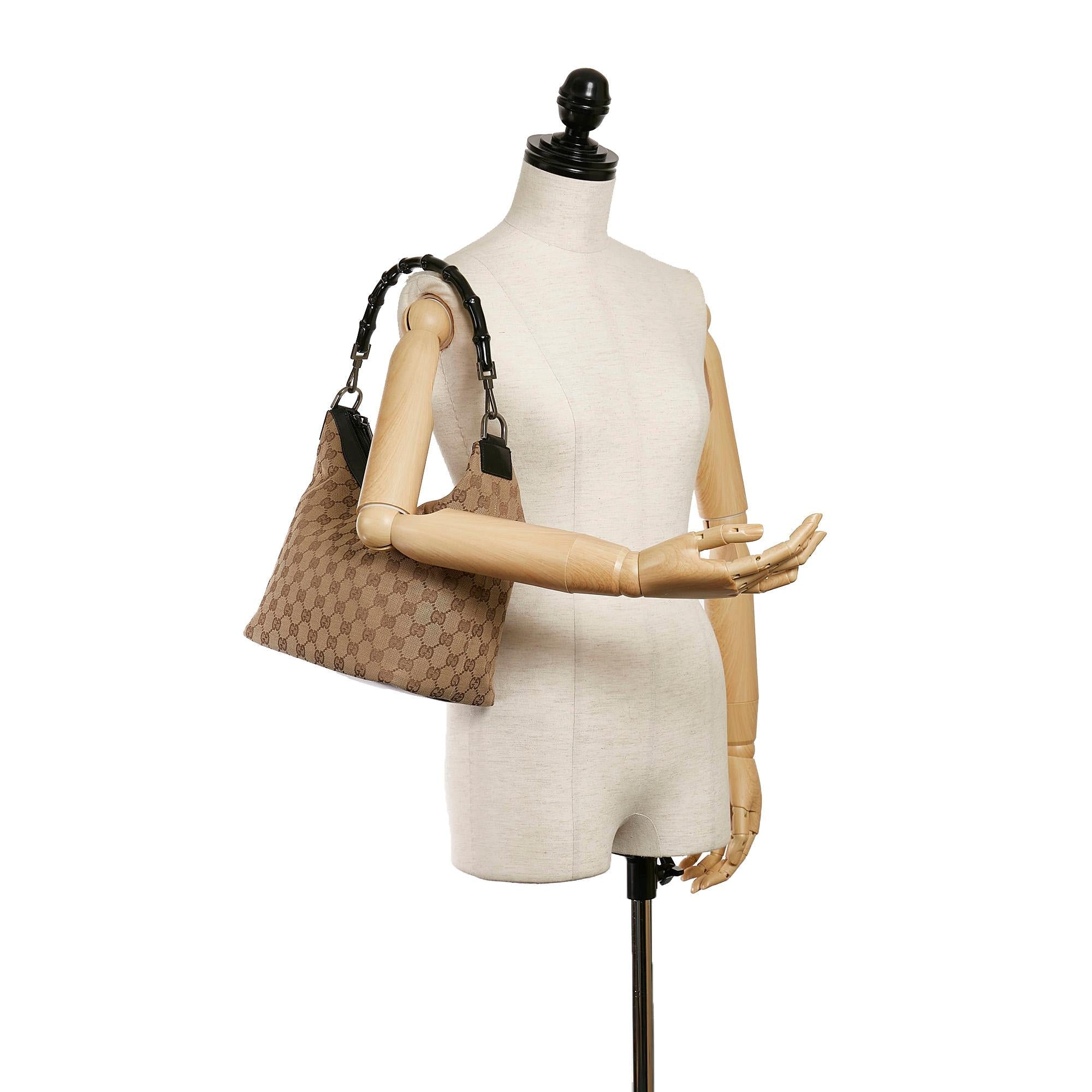 Gucci Gucci Canvas Shoulder Bag (SHG-30441)