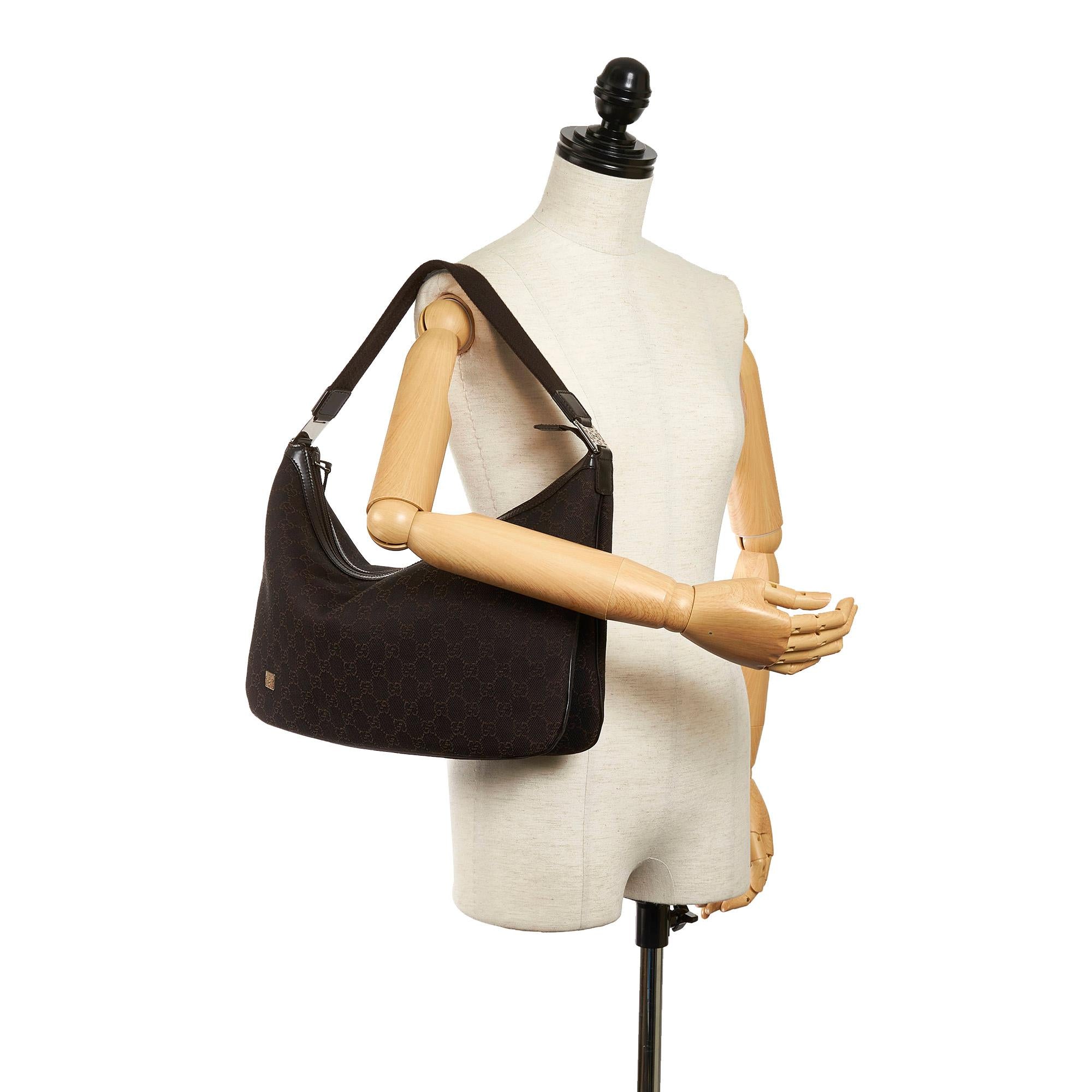 Gucci Gucci Canvas Shoulder Bag (SHG-30786)