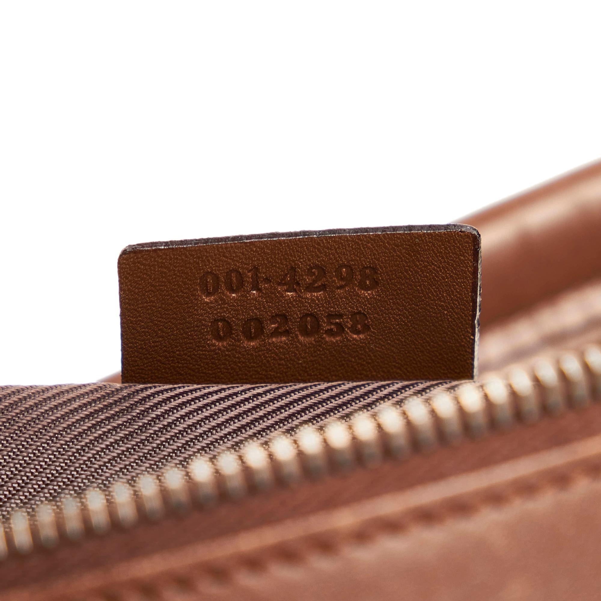 Gucci Gucci Canvas Shoulder Bag (SHG-30818)