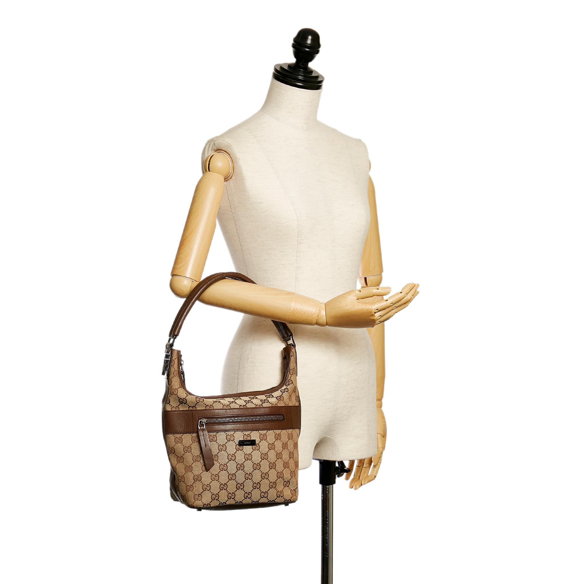 Gucci Gucci Canvas Shoulder Bag (SHG-31013)