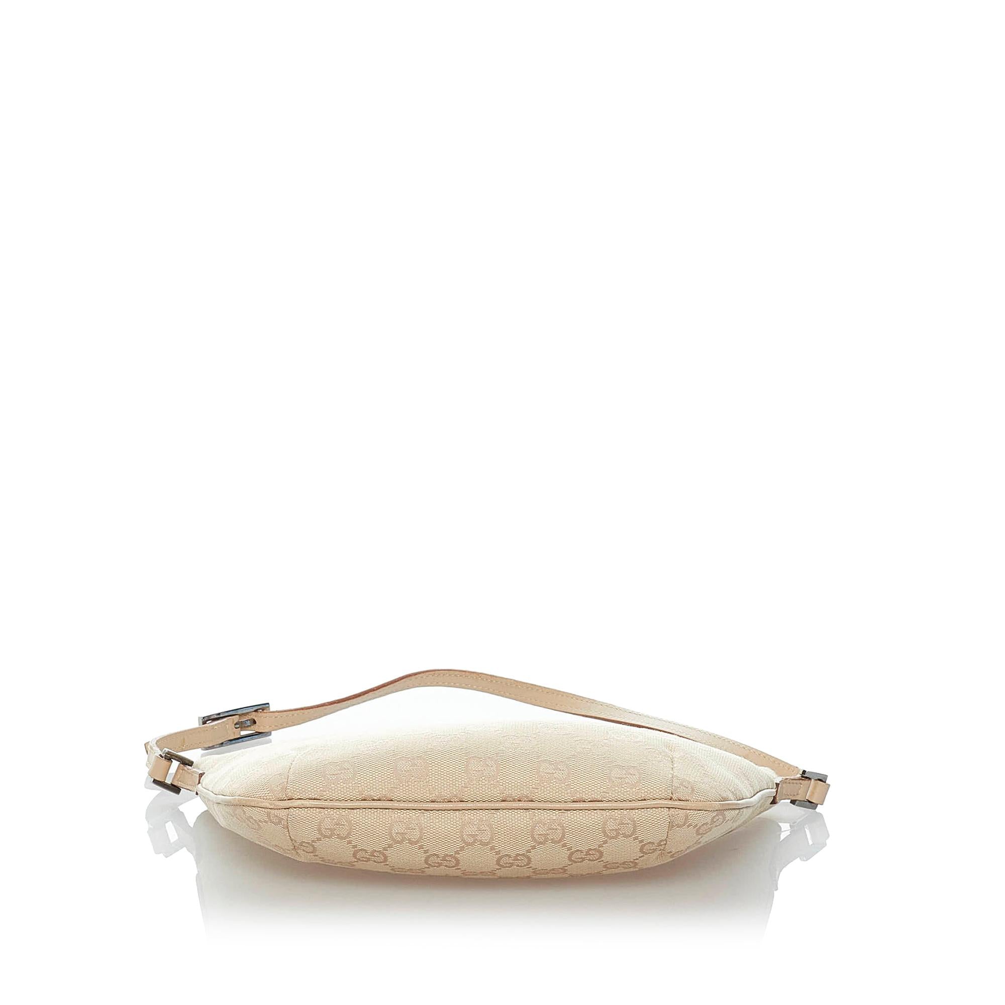 Gucci Gucci Canvas Shoulder Bag (SHG-31117)