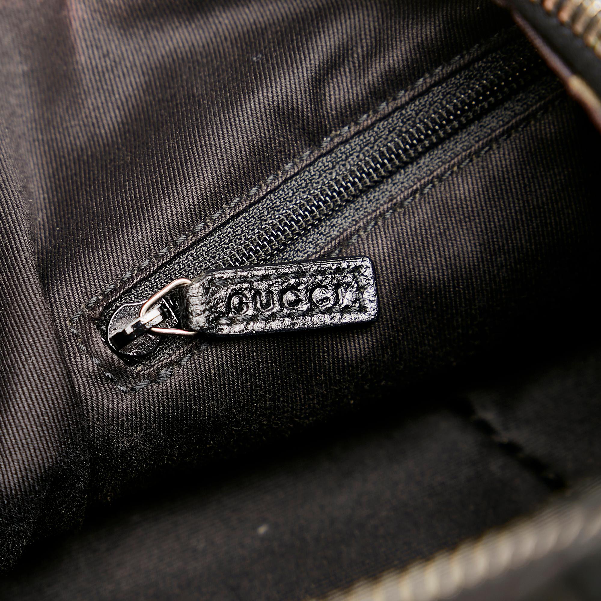 Gucci Gucci Canvas Shoulder Bag (SHG-31734)