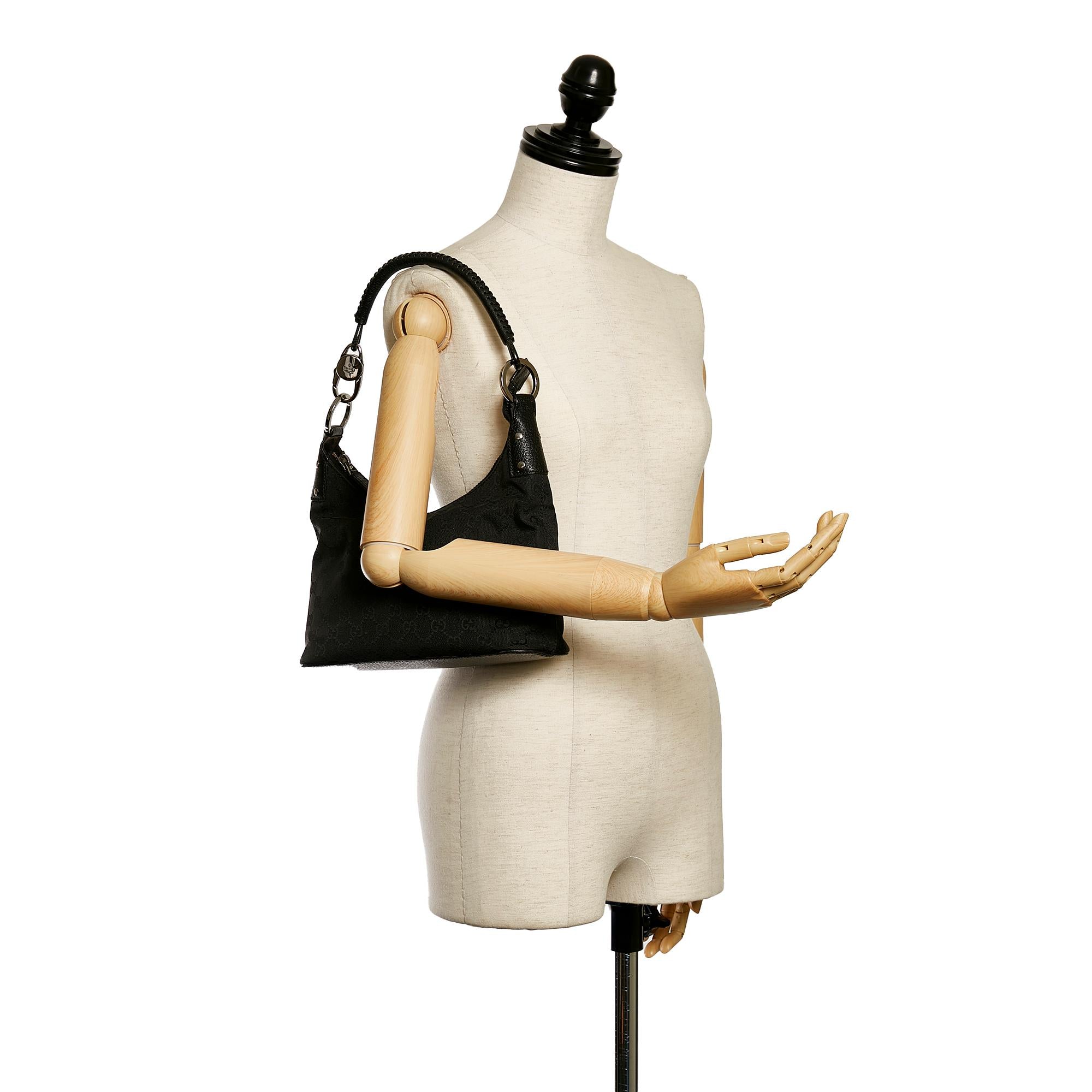 Gucci Gucci Canvas Shoulder Bag (SHG-31734)