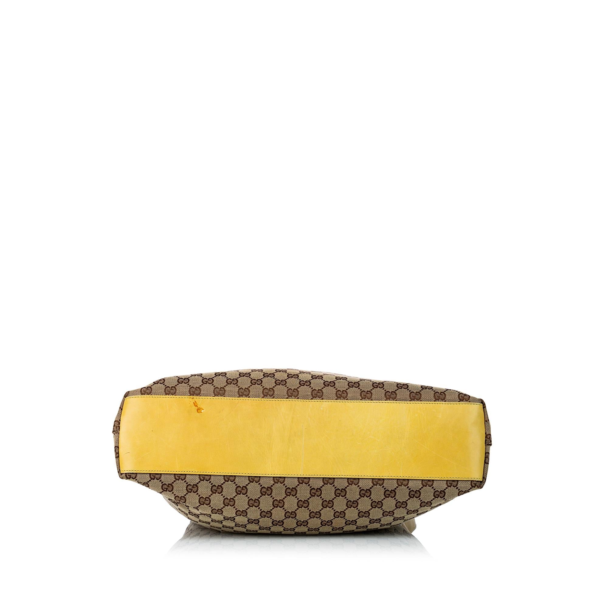 Gucci Gucci Canvas Shoulder Bag (SHG-31903)