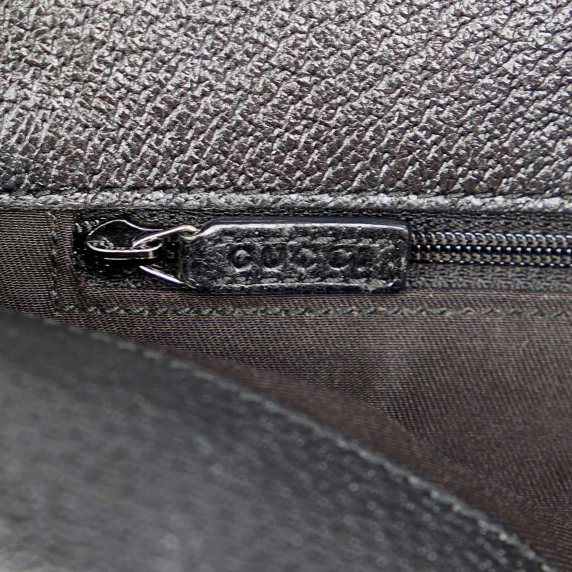 Gucci Gucci Canvas Shoulder Bag (SHG-31968)