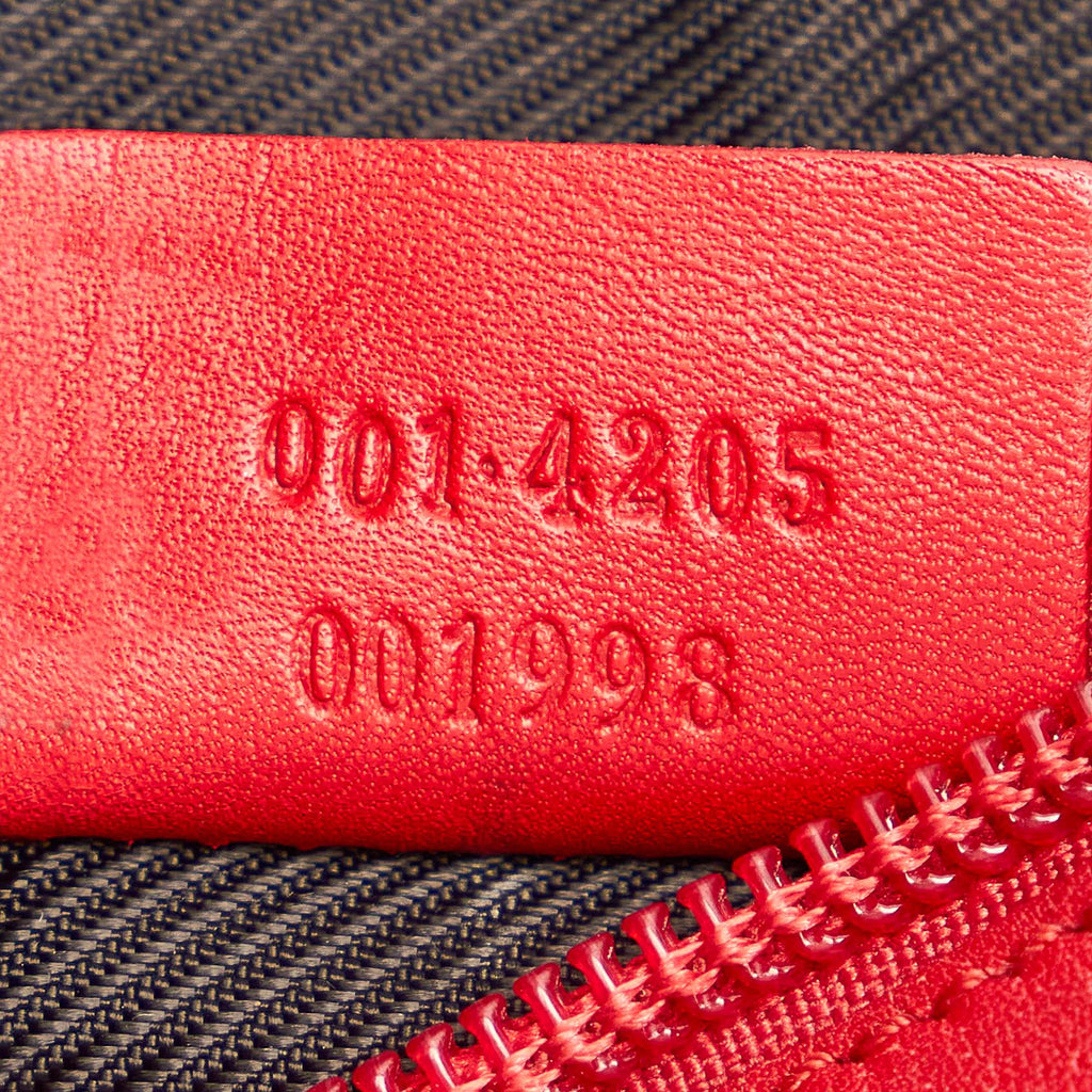 Gucci Gucci Canvas Shoulder Bag (SHG-32099)