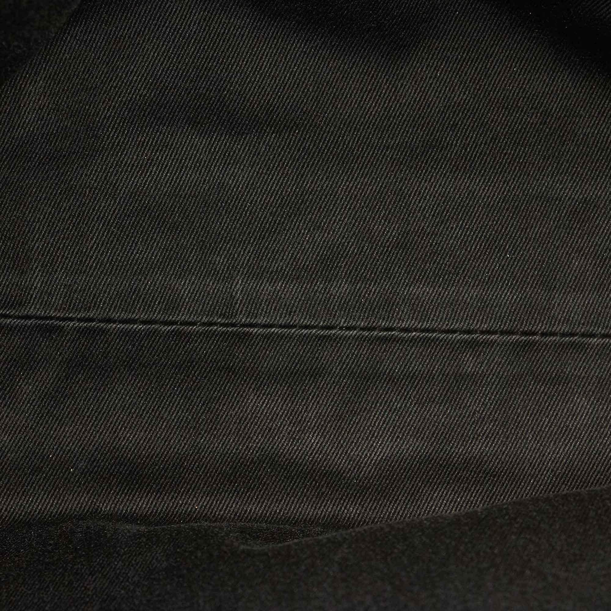 Gucci Gucci Canvas Shoulder Bag (SHG-32131)