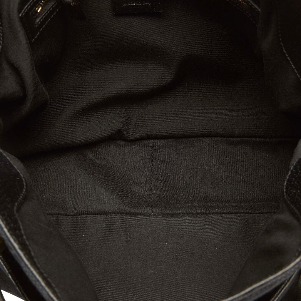 Gucci Gucci Canvas Shoulder Bag (SHG-32366)