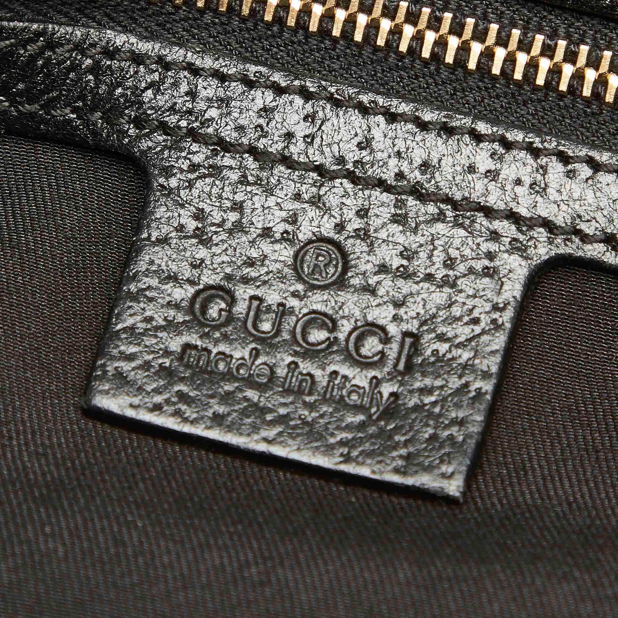 Gucci Gucci Canvas Shoulder Bag (SHG-32366)