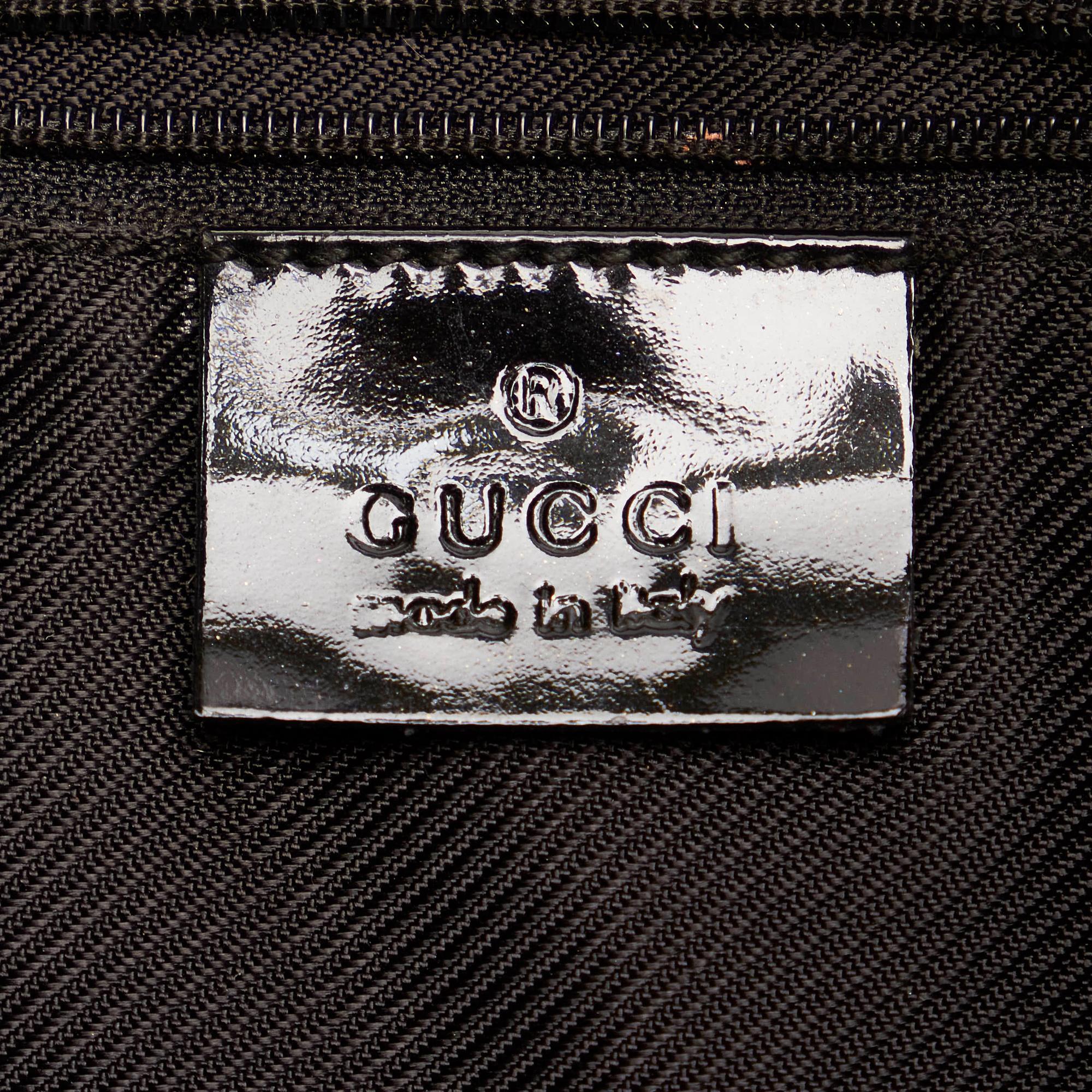 Gucci Gucci Canvas Shoulder Bag (SHG-32653)