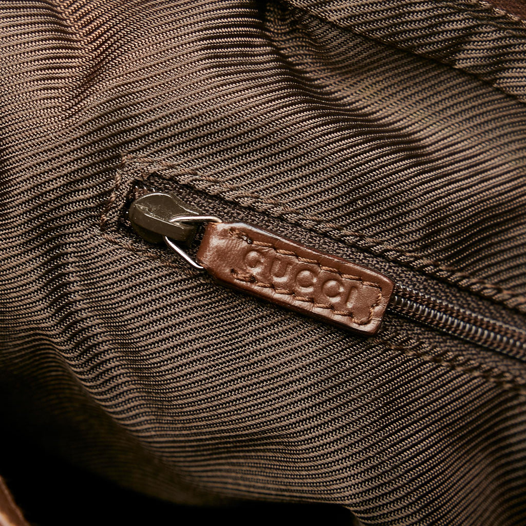 Gucci Gucci Canvas Shoulder Bag (SHG-32723)