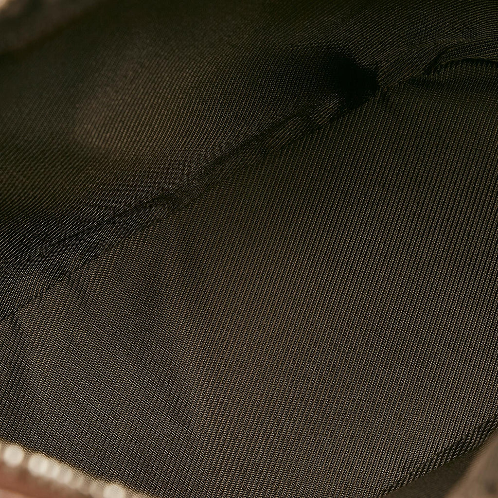 Gucci Gucci Canvas Shoulder Bag (SHG-32723)