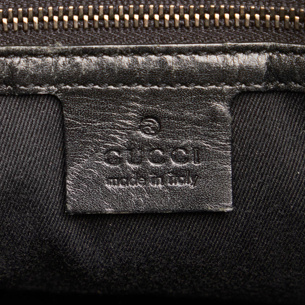 Gucci Gucci Canvas Shoulder Bag (SHG-32798)