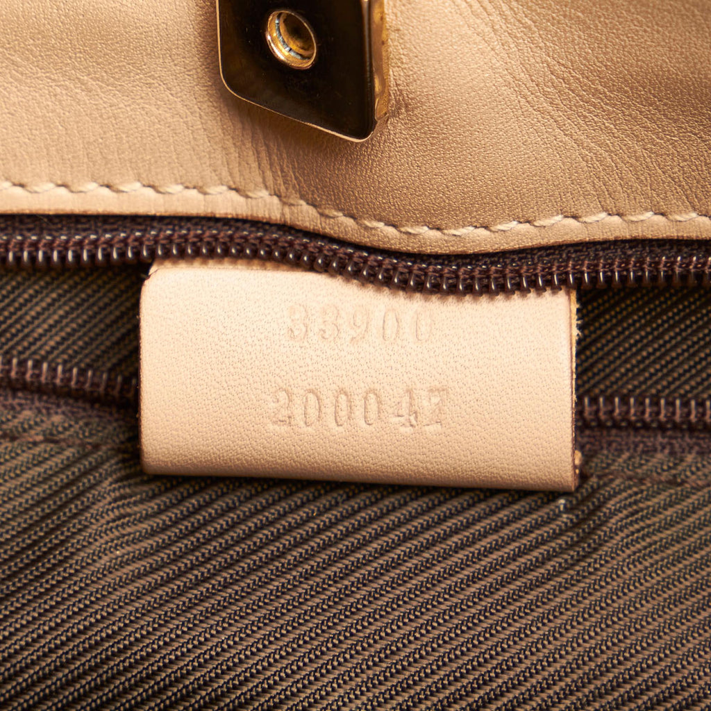 Gucci Gucci Canvas Shoulder Bag (SHG-32853)