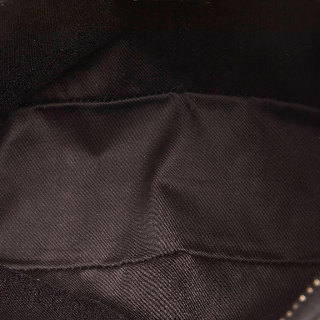 Gucci Gucci Canvas Shoulder Bag (SHG-32858)