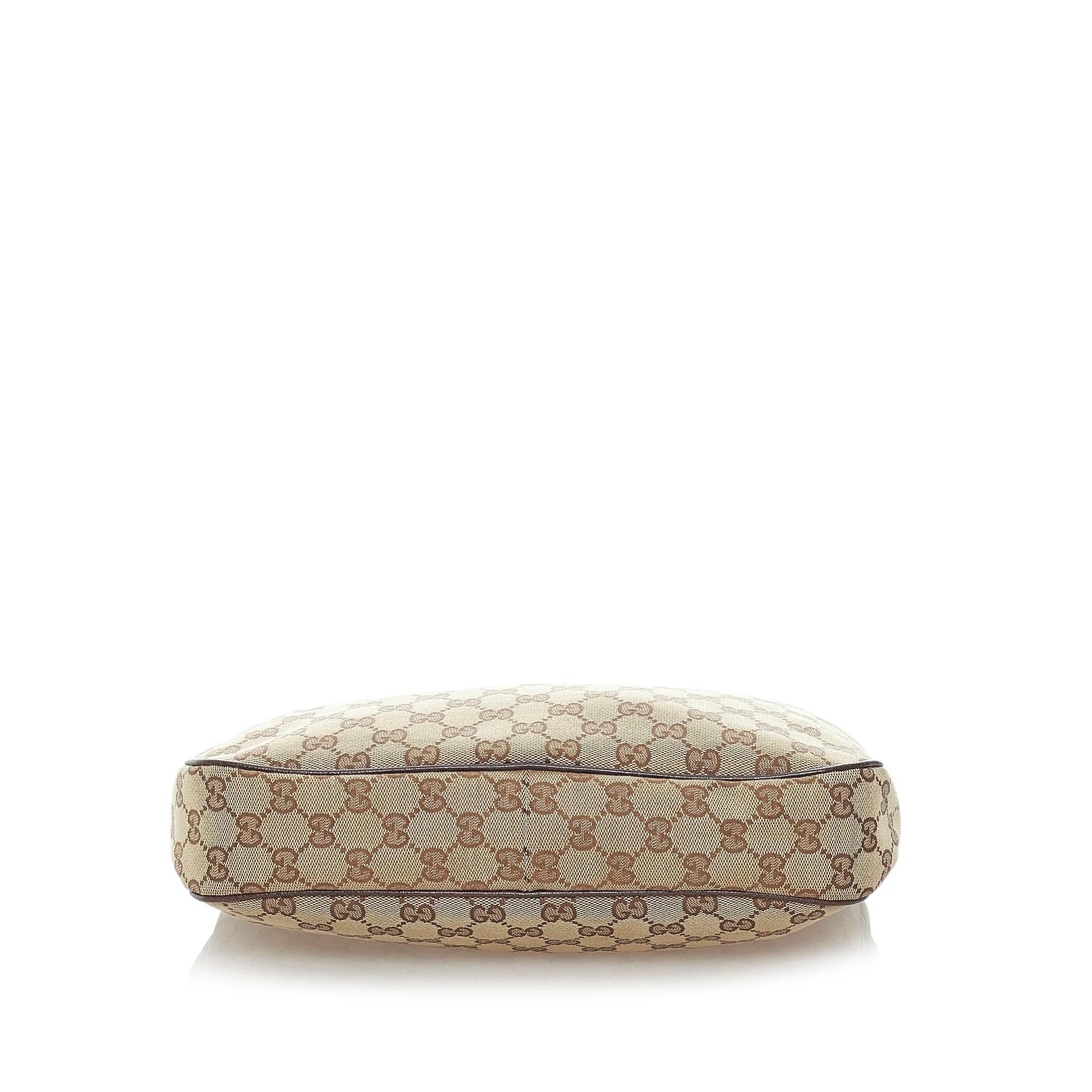 Gucci Gucci Canvas Shoulder Bag (SHG-33041)