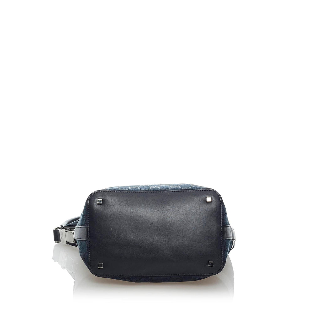 Gucci Gucci Canvas Shoulder Bag (SHG-33221)