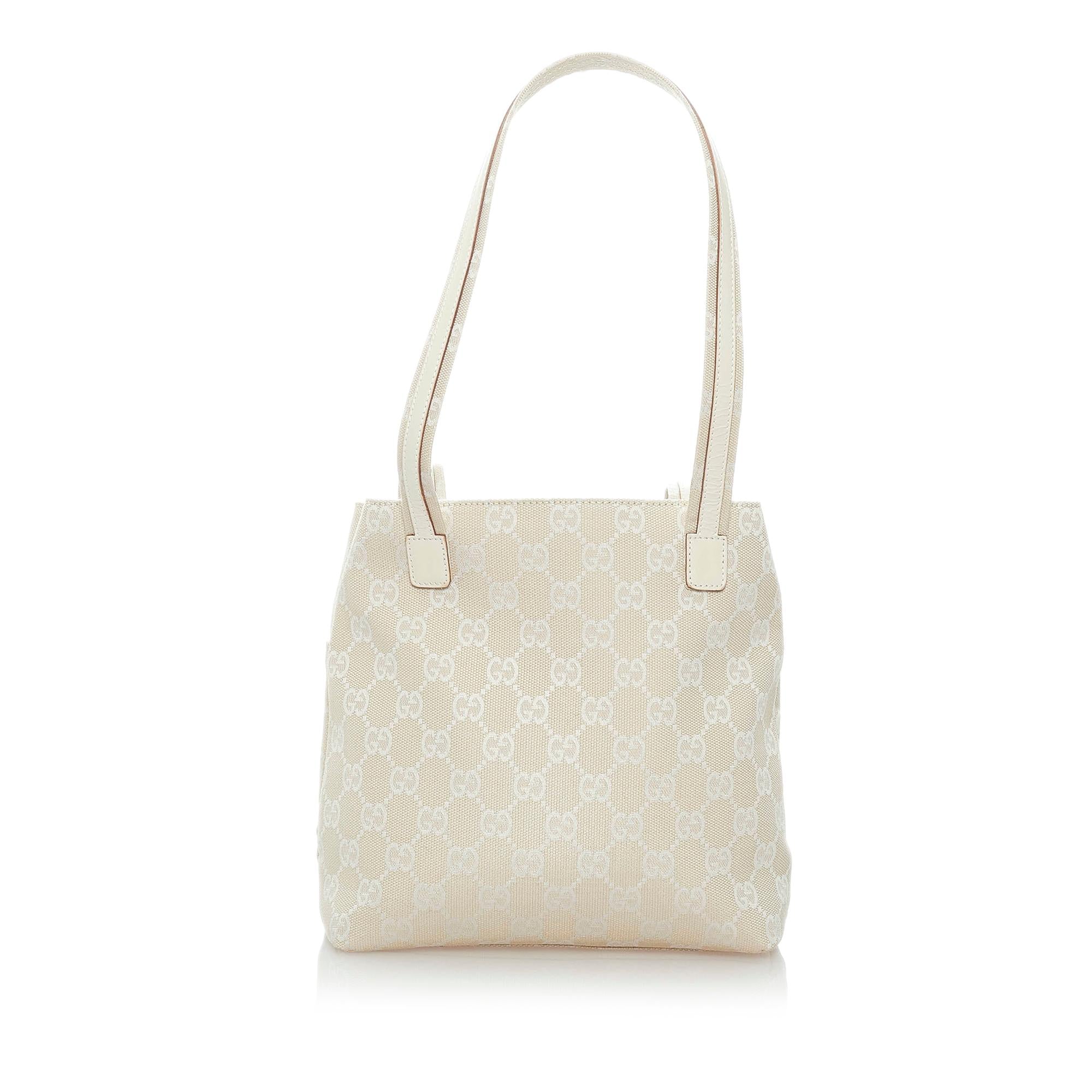 Gucci Gucci Canvas Shoulder Bag (SHG-33282)