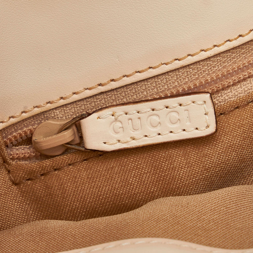 Gucci Gucci Canvas Shoulder Bag (SHG-33282)