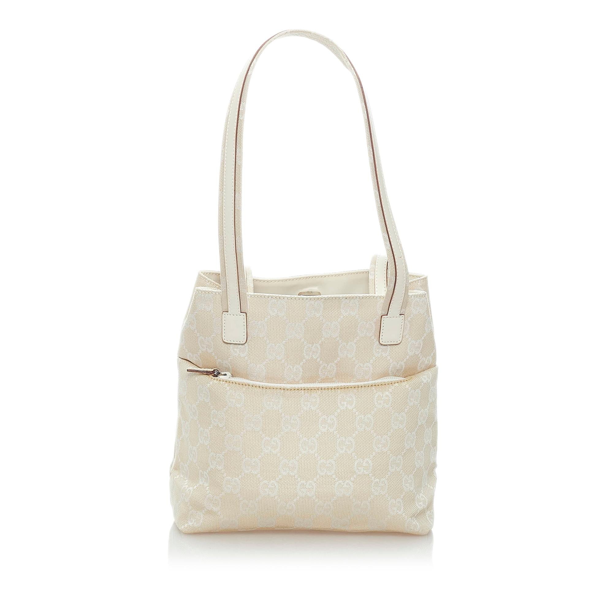 Gucci Gucci Canvas Shoulder Bag (SHG-33282)
