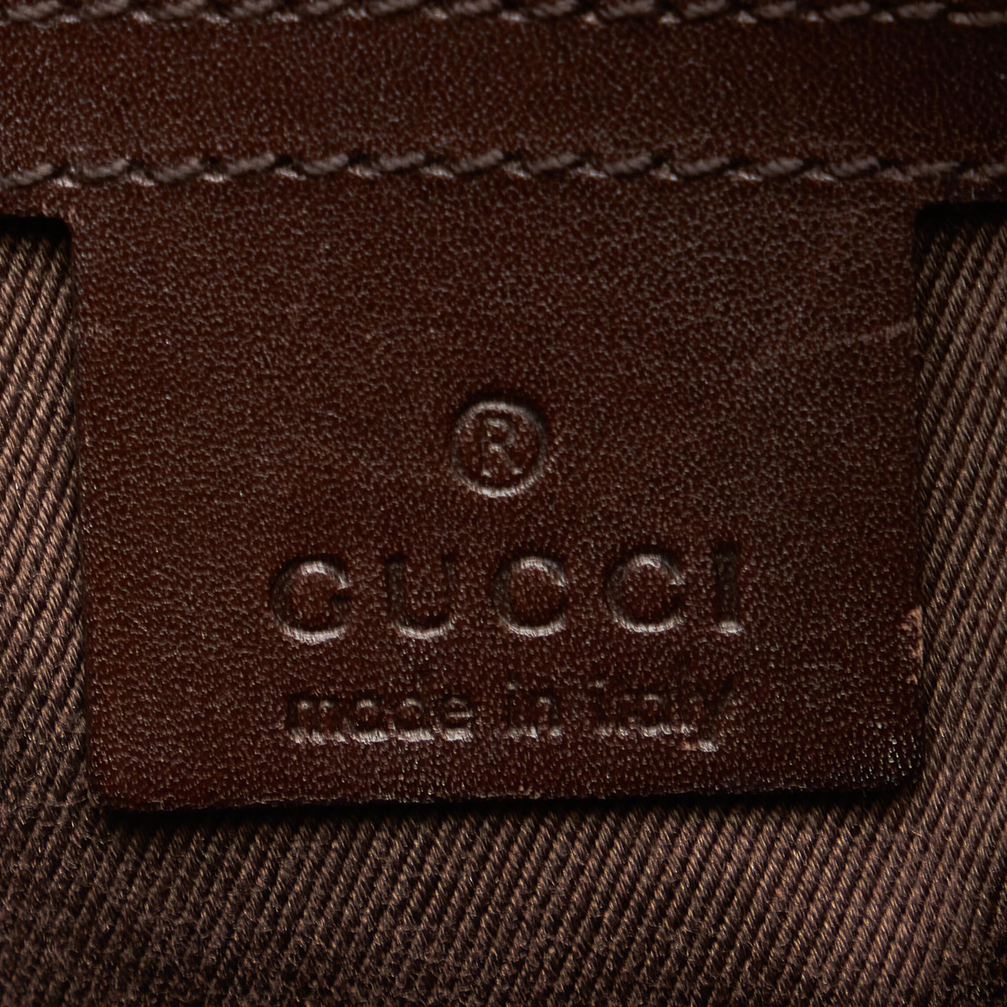 Gucci Gucci Canvas Shoulder Bag (SHG-33863)